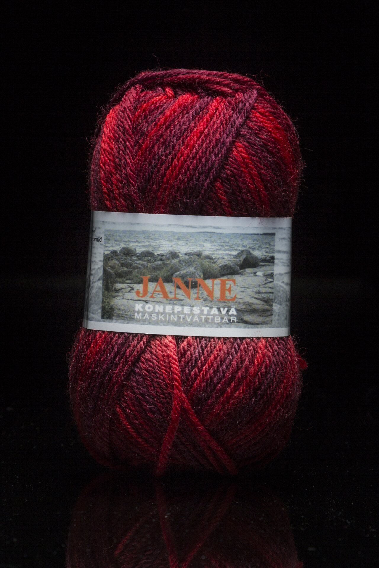 Gjestal Garn Janne Space 477 punaisen sävyt