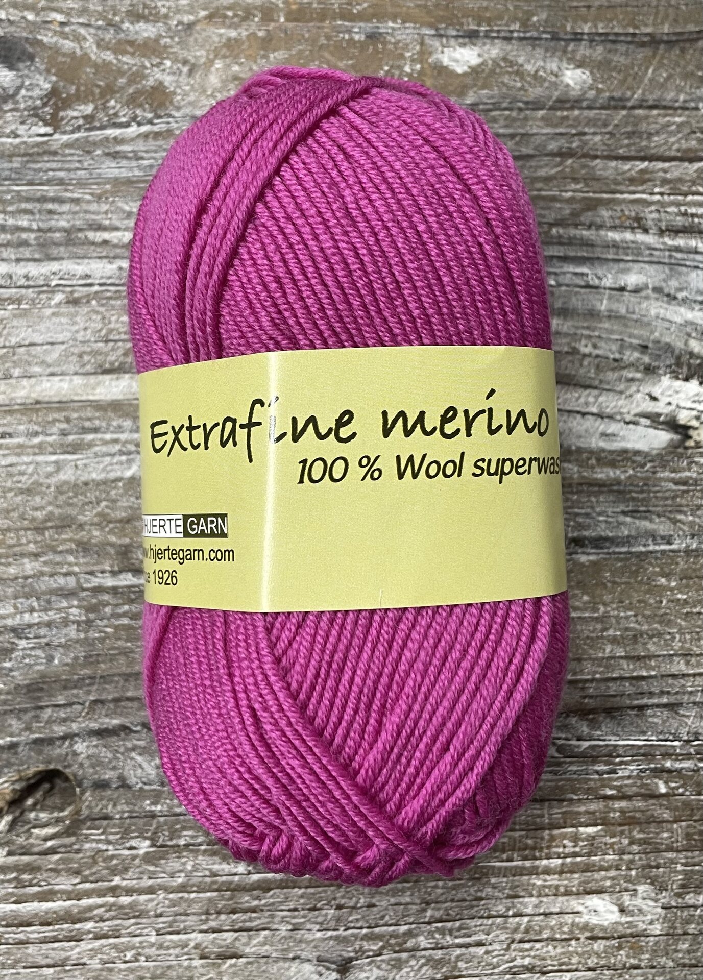 Hjertegarn Extrafine Merino 120 9130 pinkki