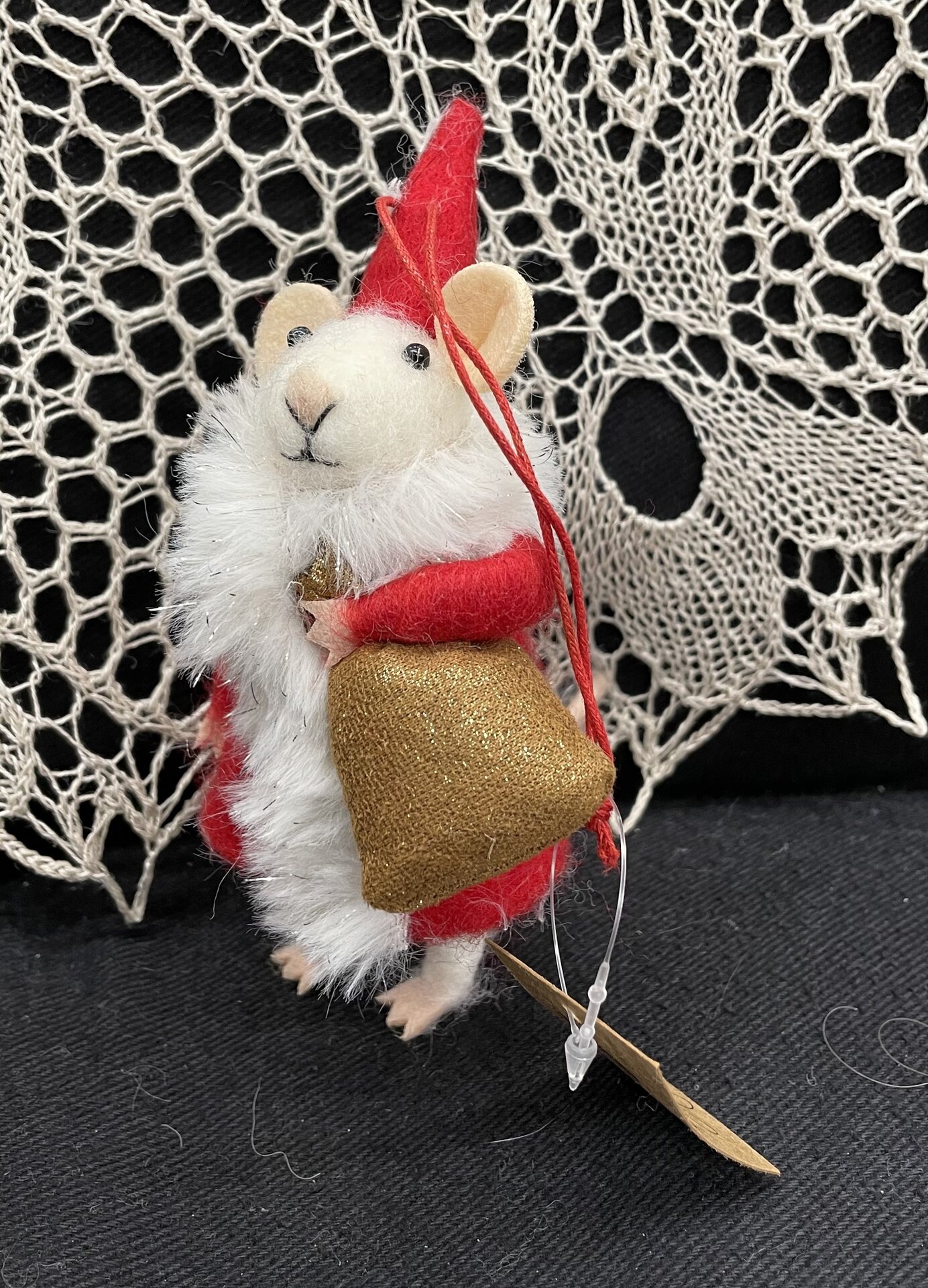 Huovutetut eläinystävät Tonttuhiiri