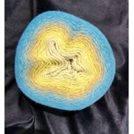 Scheepjes Woolly Whirl 476 Custard Creme Center
