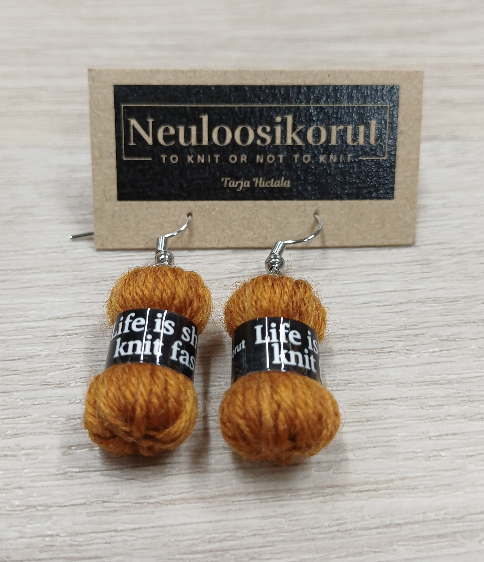 Lankakeräkorvikset Life is short, knit fast - ruskea