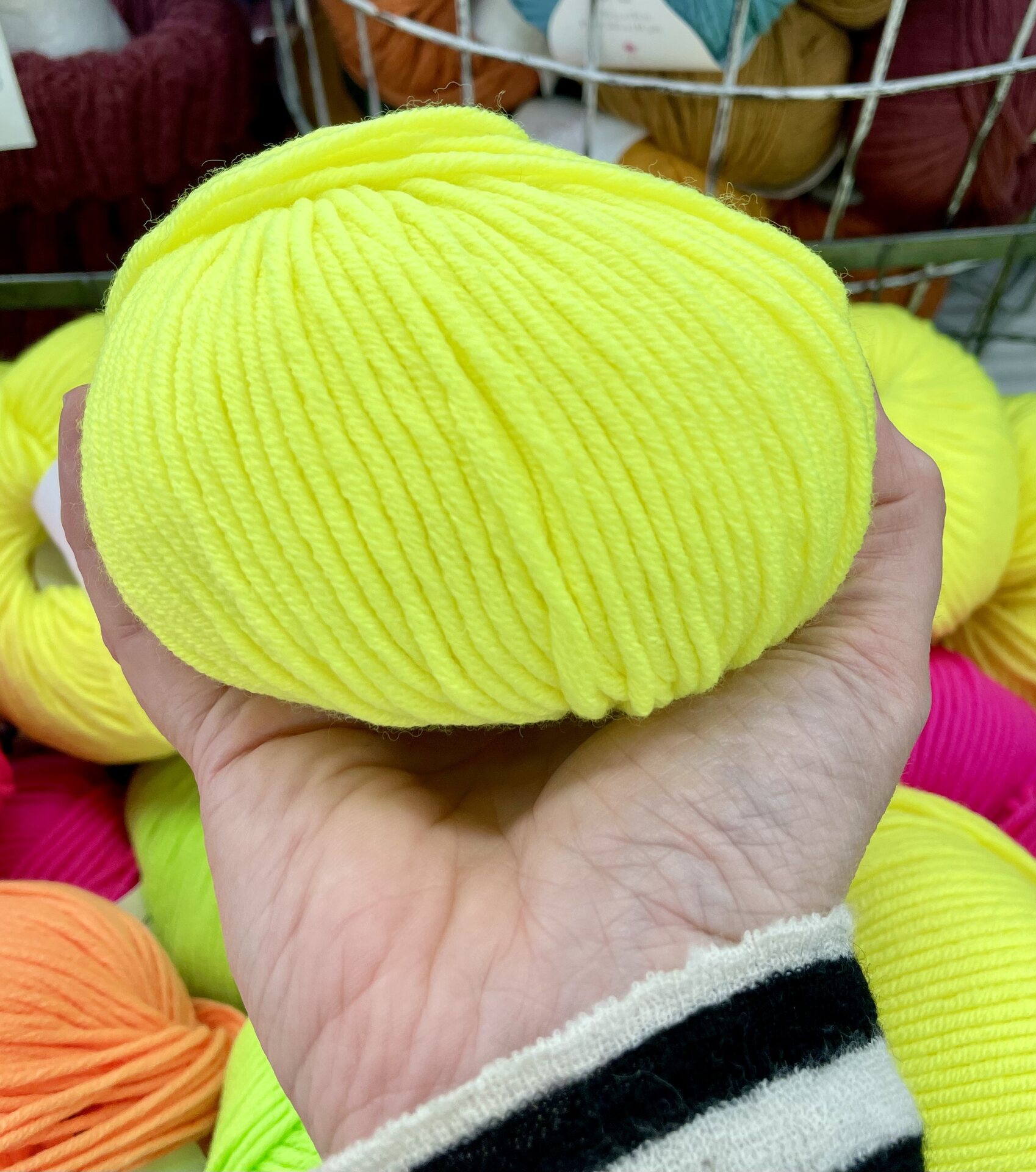 Lana Gatto Maxi Soft A1787 neonkeltainen