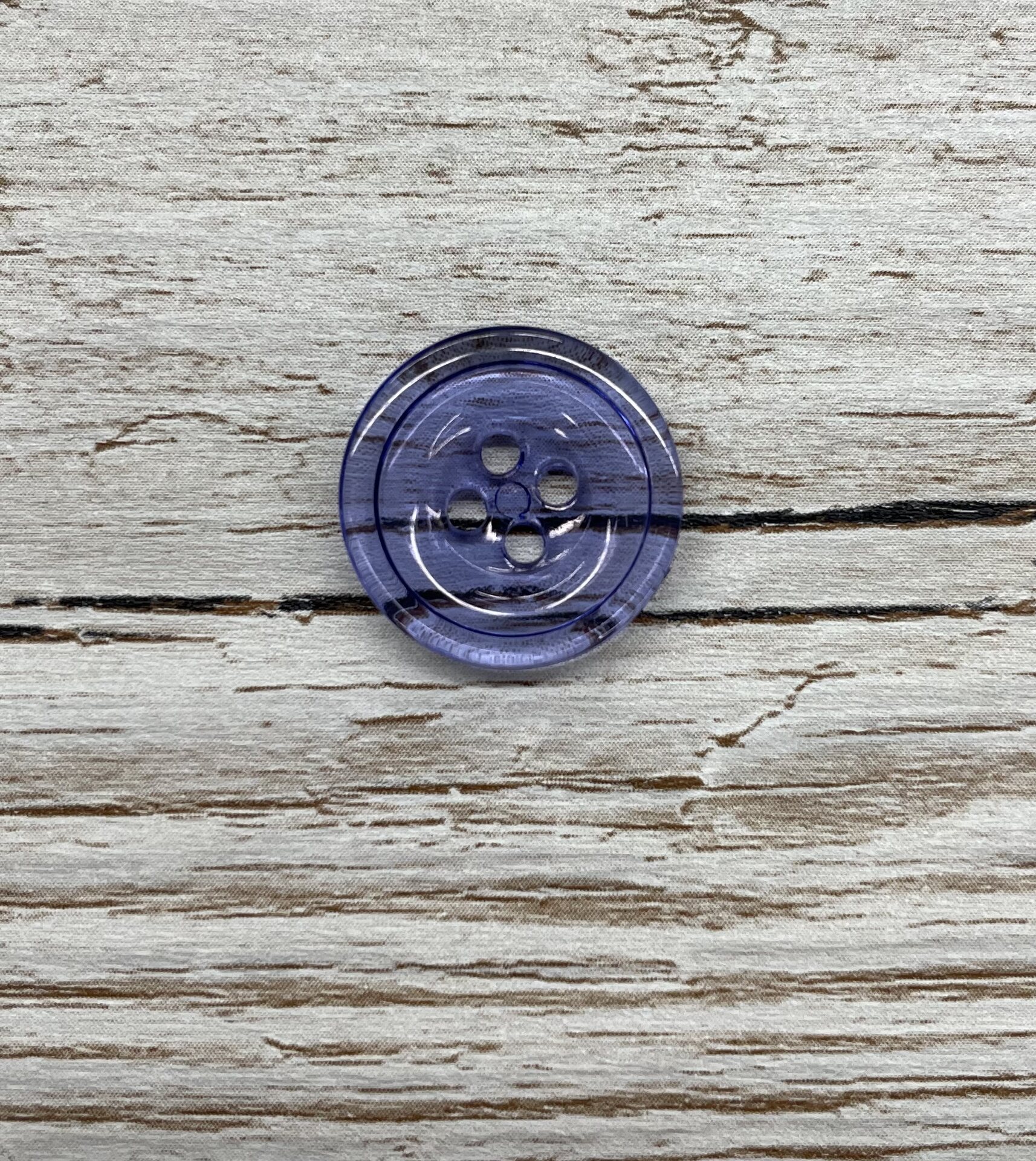 Perus-oivat napit Läpinäkyvä vaaleansininen 16mm