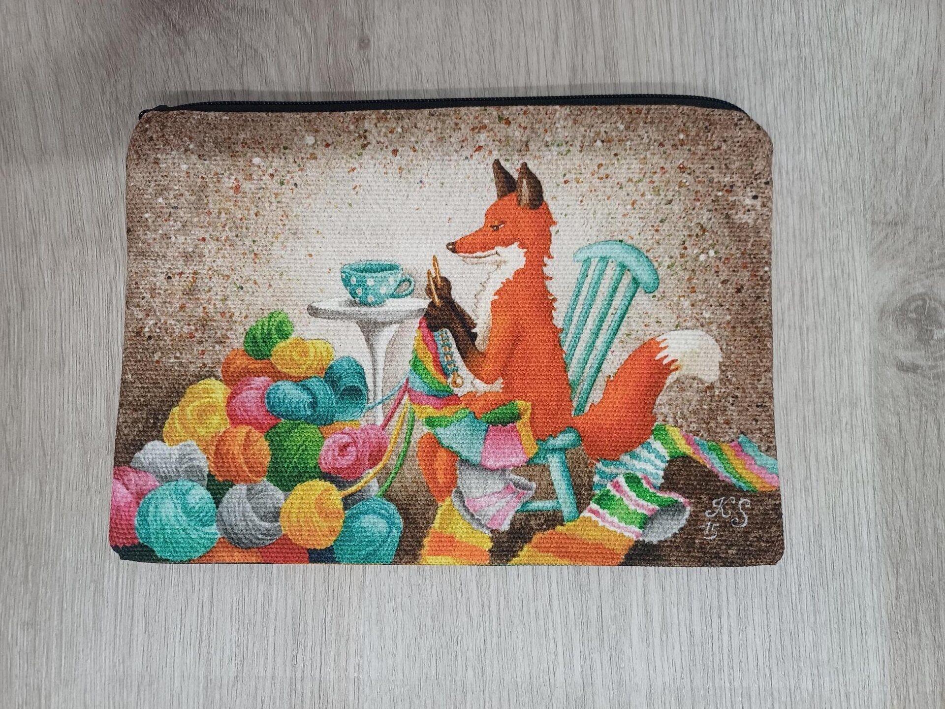 Katja Saario Kettu-pussukat 228 Neulojakettu (XL-koko)