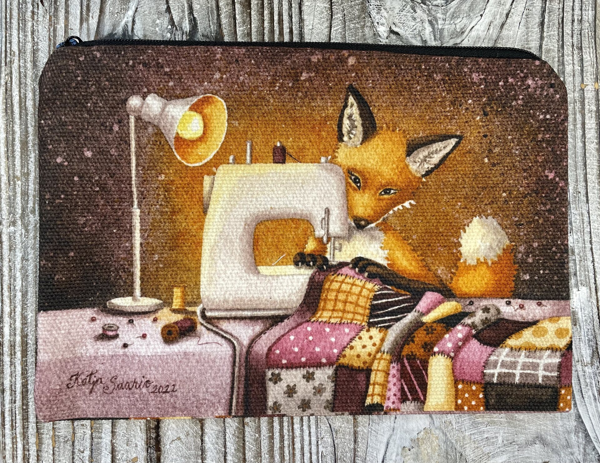 Katja Saario Kettu-pussukat 409 Ompelijakettu (iso)