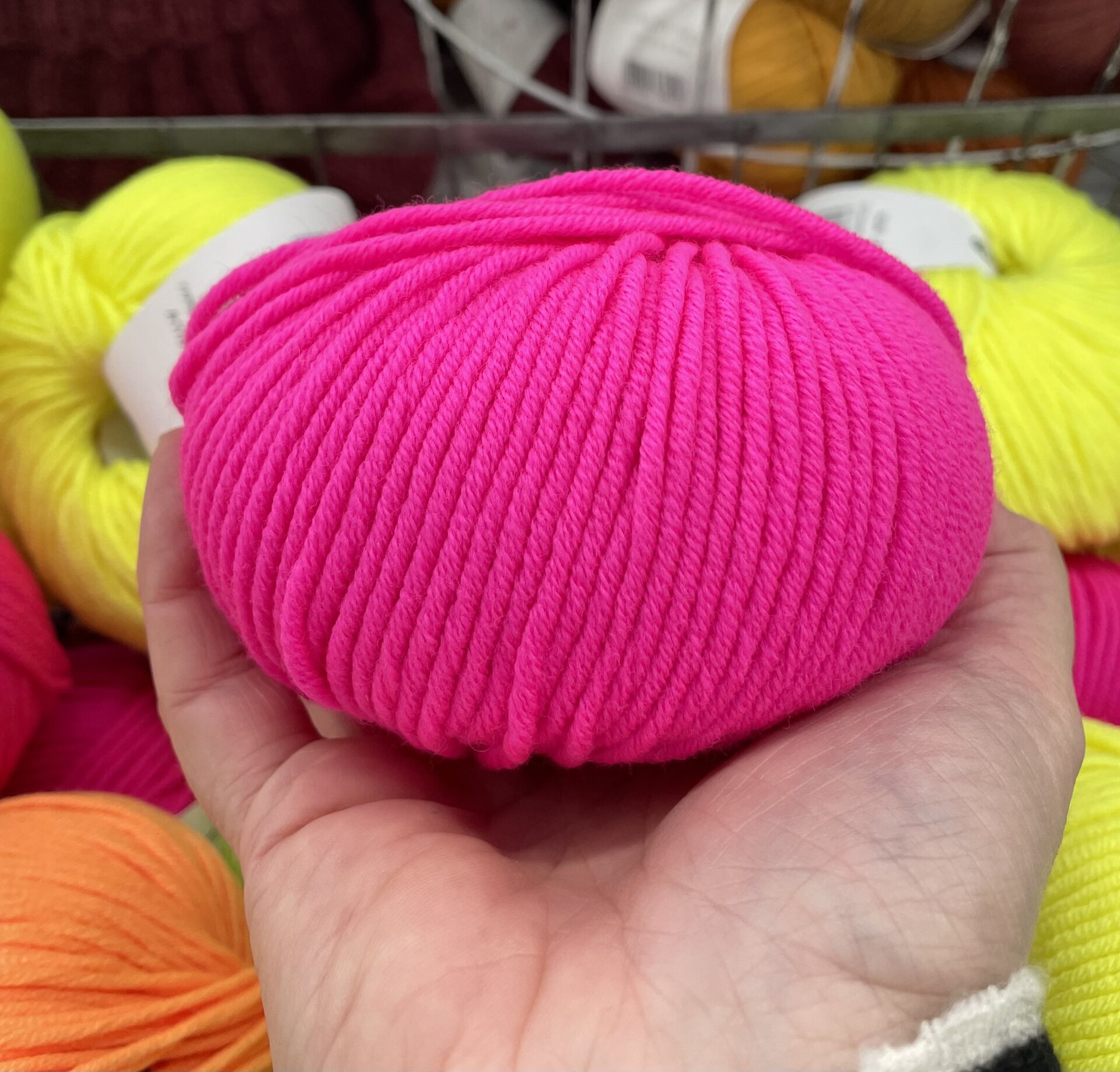 Lana Gatto Maxi Soft A3088 neon pinkki