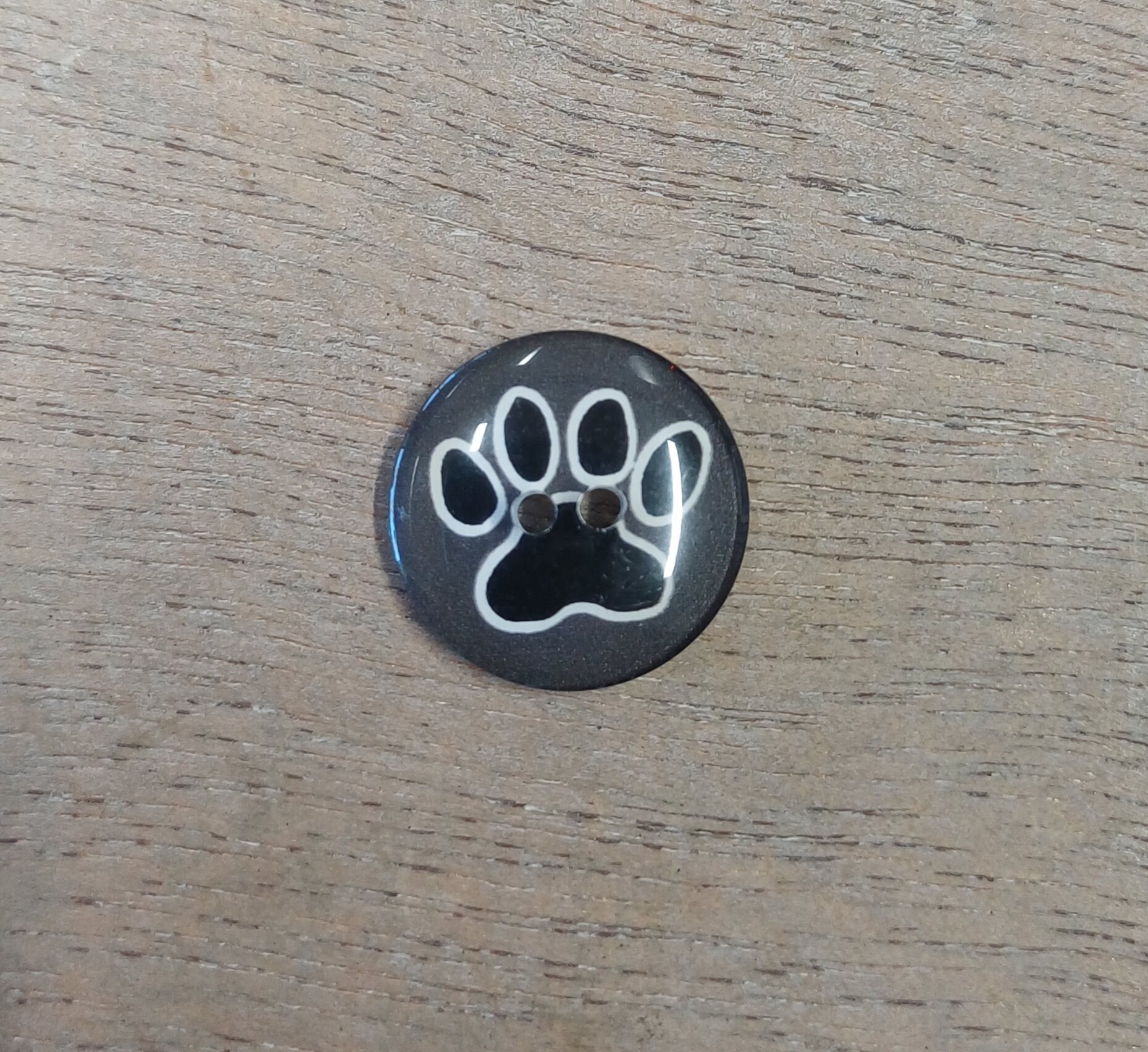 Tassukuvioiset napit, 18 mm Musta/ harmaa