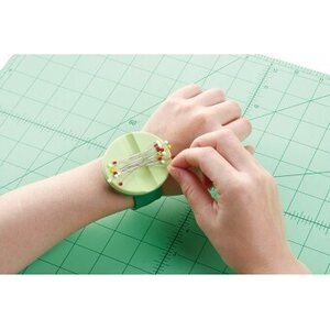 Clover Magnettiinen neulatyyny ranteeseen