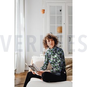 Verhees Textiles Viscose jersey digit. Flowers black