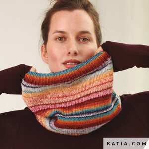 Concept by Katia Symmetric Socks & more Illusion