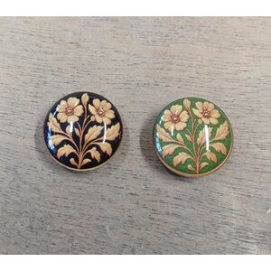 Upea kukkanappi, 22 mm
